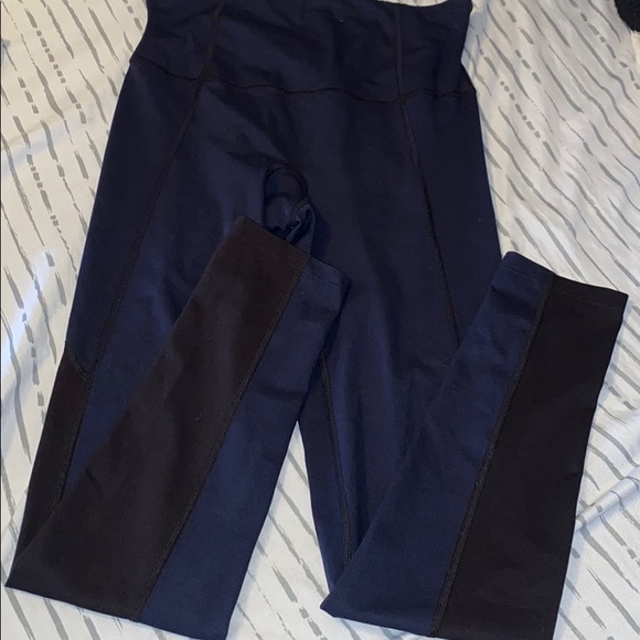 SPANX Pants - Spanx 2 tone navy/black high waist leggings M